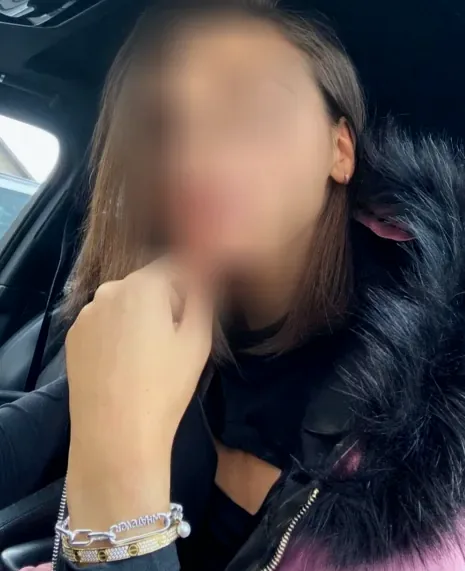 Alina, 28