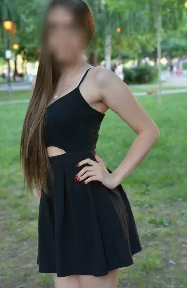 Marie, 27