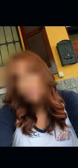 Nina, 21