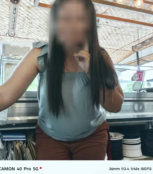 Yvonne, 33
